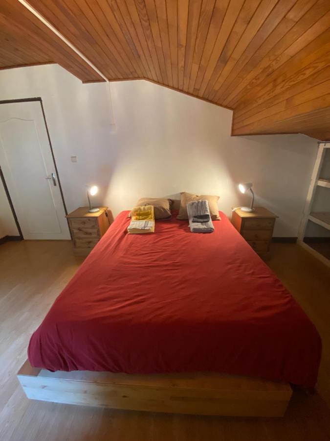 Logement Mansarde Dans Maison Avec Jardin En Bord De Piste, Vue Montagne Ле Уш Екстериор снимка